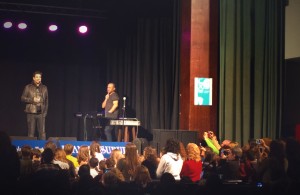 Antonio Orozco durant la seva actuació.