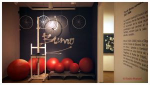 Dos elements clàssics de l'univers de Bruno.