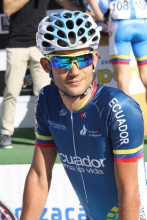 Isaac Carbonell amb l'equip Movistar Ecuador
