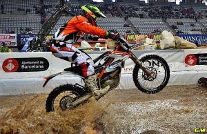 David Cordero en plena acció en el 16è Enduro Indoor de BCN