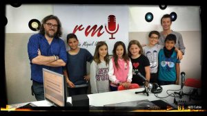 En Francesc i en Manel de "El Cable" amb l'equip del programa