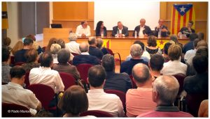 Aurora Carbonell, Lluís Marcé, Jordi Serra, Miquel Forns i Xavier Nin en un moment de l'acte