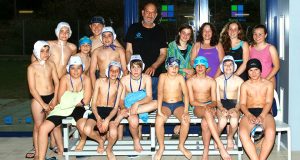 L'equip infantil del Club Waterpolo Garraf